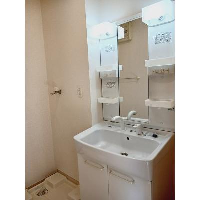 コートディアス 104【管理NO：1-016383601-01040】 ★家具家電は申し込み後に搬入しますの物件写真6