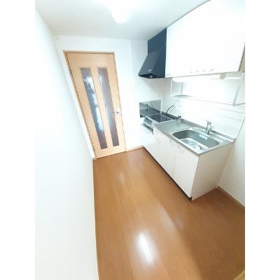 サンセール 303【管理NO：1-014363401-03030】 ★家具家電は申し込み後に搬入します 2026年07月下旬入居可能の物件写真3