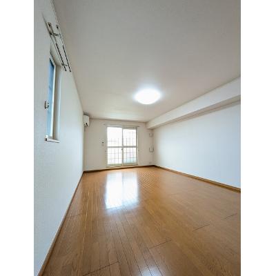 マロングレイス 201【管理NO：1-014245801-02010】 ★家具家電は申し込み後に搬入します 2026年07月下旬入居可能の物件写真2