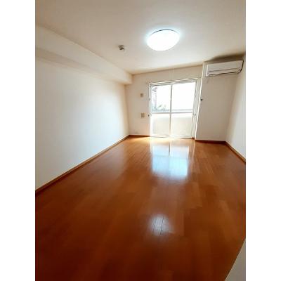 リヴェール喜 102【管理NO：1-013591402-01020】 ★家具家電は申し込み後に搬入します 2026年07月下旬入居可能の物件写真2