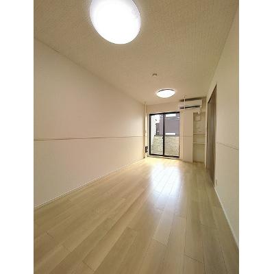 シェルエトワール 102【管理NO：1-028529901-01020】 ★家具家電は申し込み後に搬入します★ ★2026年10月下旬入居可能★の物件写真2