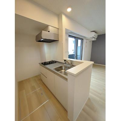 ヒカルサ神戸王塚台Ⅰ 101【管理NO：1-028267301-01010】 ★家具家電は申し込み後に搬入しますの物件写真3