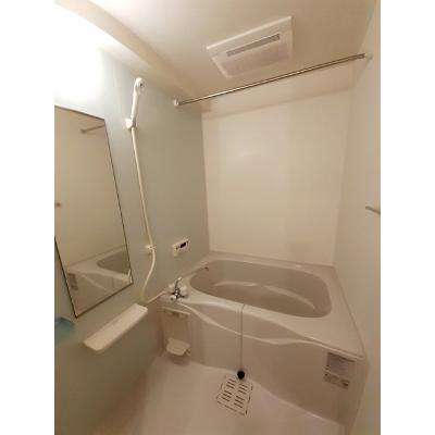 リシアンサス　ポピー 101【管理NO：1-014463901-01010】 ★家具家電は申し込み後に搬入しますの物件写真4