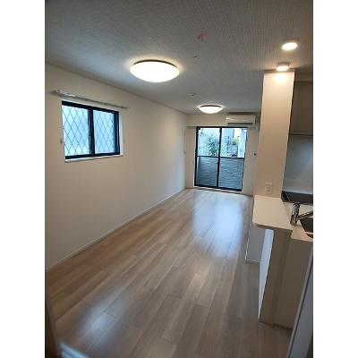 ルミエール伍番館 102【管理NO：1-028647301-01020】 ★家具家電は申し込み後に搬入します★の物件写真2