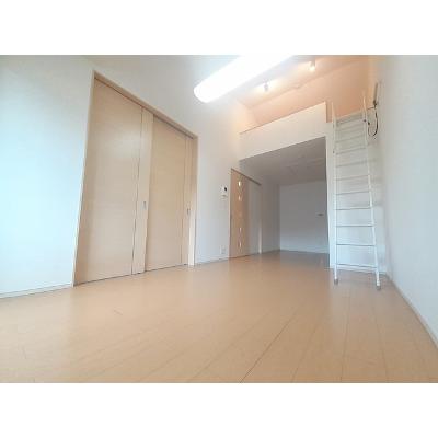 プチ　アンジュ 203【管理NO：1-017799501-02030】 ★家具家電は申し込み後に搬入します★の物件写真2