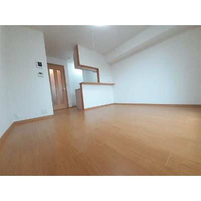 パインハースト　Ｅ 202【管理NO：1-014330201-02020】 ★家具家電は申し込み後に搬入しますの物件写真2