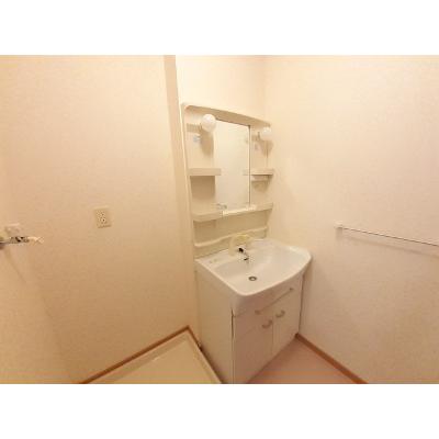 シンヴィオシスＢ 101【管理NO：1-013425002-01010】 ★家具家電は申し込み後に搬入します★の物件写真6