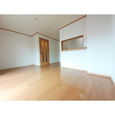 カモミールⅢ　Ａ 102【管理NO：1-012902001-01020】 ★家具家電は申し込み後に搬入しますの物件写真2