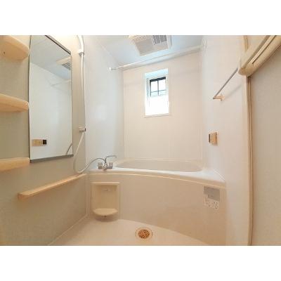カモミールⅢ　Ａ 102【管理NO：1-012902001-01020】 ★家具家電は申し込み後に搬入しますの物件写真4