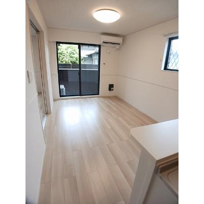 パイン　フォレスト 105【管理NO：1-028494101-01050】 ★家具家電は申し込み後に搬入しますの物件写真2
