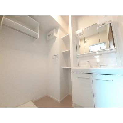 グリュック 201【管理NO：1-026996901-02010】 ★家具家電は申し込み後に搬入しますの物件写真6