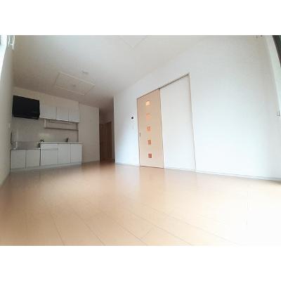 モス　フロックス　ノイ 101【管理NO：1-017867301-01010】 ★家具家電は申し込み後に搬入します★の物件写真2