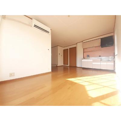 エルフランド 203【管理NO：1-007482701-02030】 ★家具家電は申し込み後に搬入します 2026年07月下旬入居可能の物件写真2