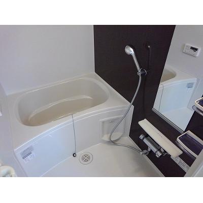 ロマンド 105【管理NO：1-021807301-01050】 ★家具家電は申し込み後に搬入します★の物件写真4