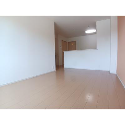プランドールⅢ 102【管理NO：1-018724803-01020】 ★家具家電は申し込み後に搬入します★の物件写真2