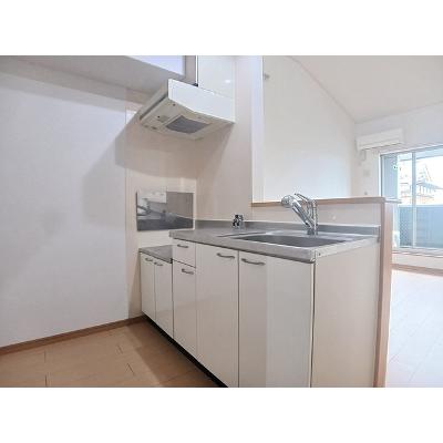 メゾン・ド・花水木　壱番館 201【管理NO：1-014601901-02010】 ★家具家電は申し込み後に搬入しますの物件写真3