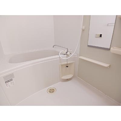 パークサイドライヴン 104【管理NO：1-012607101-01040】 ★家具家電は申し込み後に搬入します★の物件写真4