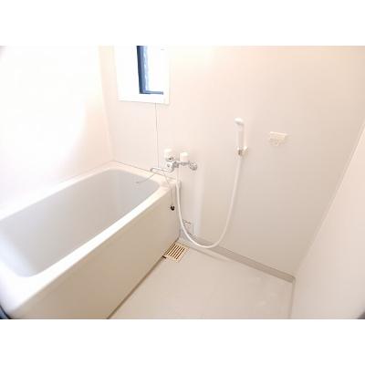 ハイツ岡本 201【管理NO：1-099216601-02010】 ★家具家電は申し込み後に搬入します★の物件写真4