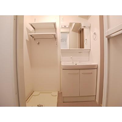 リバーテラスⅡ 105【管理NO：1-027610602-01050】 ★家具家電は申し込み後に搬入しますの物件写真6