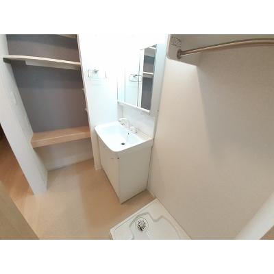 ヴァンベールⅡ 103【管理NO：1-025837002-01030】 ★家具家電は申し込み後に搬入しますの物件写真6