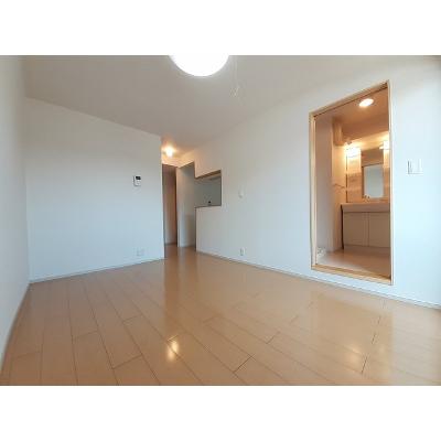 玲巧ハイツ八丁 204【管理NO：1-017360101-02040】 ★家具家電は申し込み後に搬入します★ ★2026年09月上旬入居可能★の物件写真2