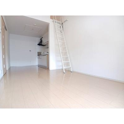 オヒア・レフアⅡ 202【管理NO：1-017123802-02020】 ★家具家電は申し込み後に搬入します★の物件写真2