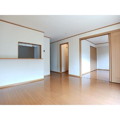 コータ・コート 103【管理NO：1-012415901-01030】 ★家具家電は申し込み後に搬入します★の物件写真2
