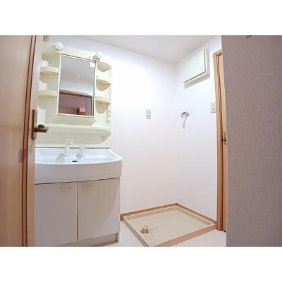 インプレス 201【管理NO：1-011898901-02010】 ★家具家電は申し込み後に搬入します★の物件写真6