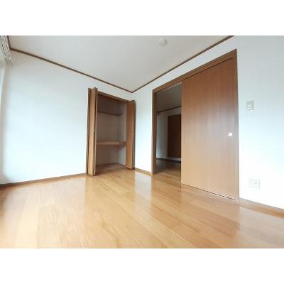 ヴィエルジュ大道 202【管理NO：1-010775201-02020】 ★家具家電は申し込み後に搬入します★の物件写真2