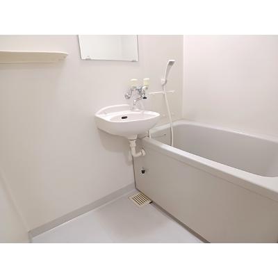 フラッツネオシティー 203【管理NO：1-009591001-02030】 ★家具家電は申し込み後に搬入します★の物件写真4