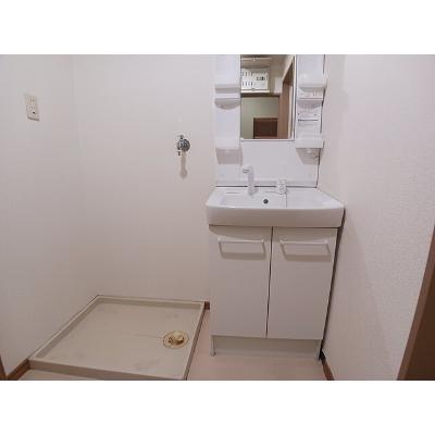 エルタウン 204【管理NO：1-007581201-02040】 ★家具家電は申し込み後に搬入します★の物件写真6