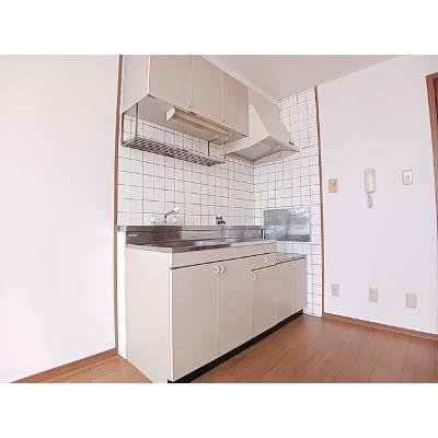 フォレスト矢倉 101【管理NO：1-006588001-01010】 ★家具家電は申し込み後に搬入します★の物件写真3