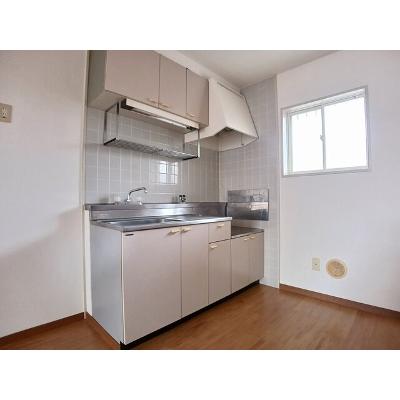グリーンハイツ三木 203【管理NO：1-005121601-02030】 ★家具家電は申し込み後に搬入します★の物件写真3
