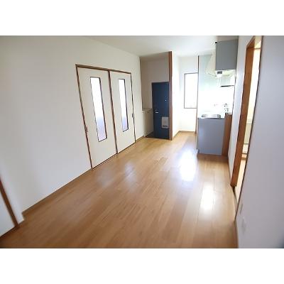玲巧－ハイツ１ 102【管理NO：1-003825901-01020】 ★家具家電は申し込み後に搬入しますの物件写真2