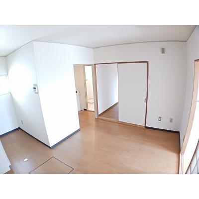 オアシスヤマナ 102【管理NO：1-002105701-01020】 ★家具家電は申し込み後に搬入します★の物件写真2