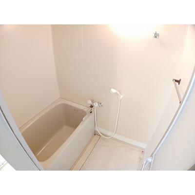 オアシスヤマナ 102【管理NO：1-002105701-01020】 ★家具家電は申し込み後に搬入します★の物件写真4
