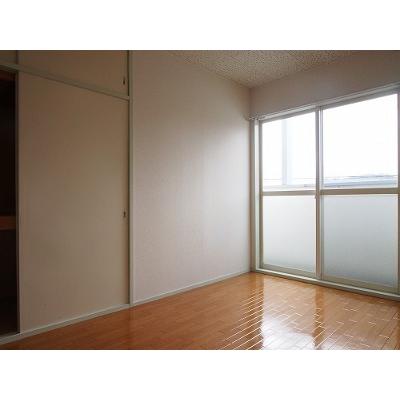 パルネット辻井 201【管理NO：1-001811001-02010】 ★家具家電は申し込み後に搬入します★の物件写真2