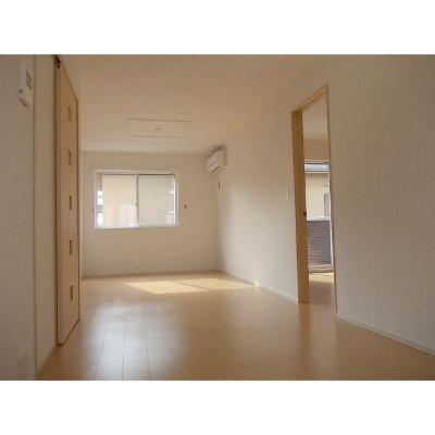Ｖｉｌｌａ　やまっちゃ 102【管理NO：1-019604901-01020】 ★家具家電は申し込み後に搬入します★の物件写真2