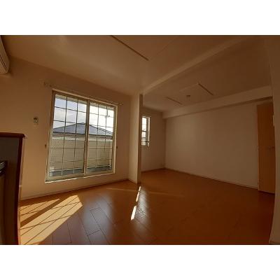 エスト　アロッジオ 201【管理NO：1-017705701-02010】 ★家具家電は申し込み後に搬入します★の物件写真2