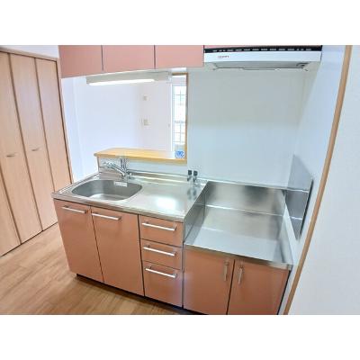 マーカスＡ 104【管理NO：1-013980401-01040】 ★家具家電は申し込み後に搬入します★の物件写真3