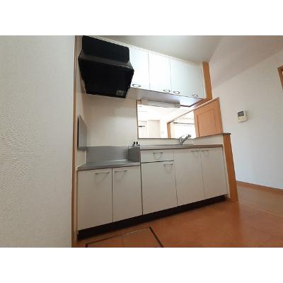 クール・ヴィヴァーチェＣ 102【管理NO：1-013242701-01020】 ★家具家電は申し込み後に搬入しますの物件写真3
