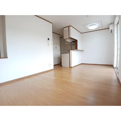 サン・フロール 201【管理NO：1-011623501-02010】 ★家具家電は申し込み後に搬入します★の物件写真2
