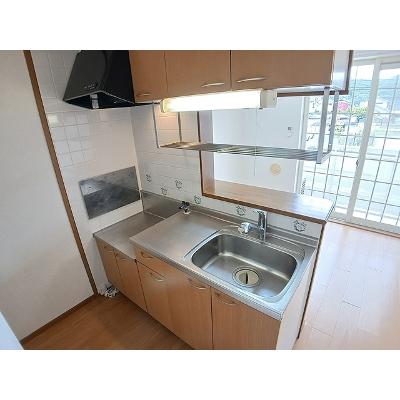 サン・フロール 201【管理NO：1-011623501-02010】 ★家具家電は申し込み後に搬入します★の物件写真3