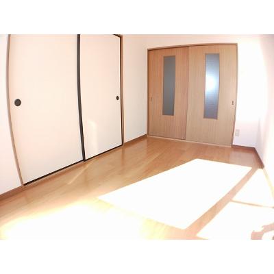 フォレスト 201【管理NO：1-007356201-02010】 ★家具家電は申し込み後に搬入します★の物件写真2