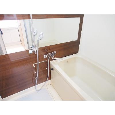 ブルーマウンテン 103【管理NO：1-003466601-01030】 ★家具家電は申し込み後に搬入します★の物件写真4