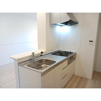 ルーチェ　デル　ソーレ 202【管理NO：1-028291501-02020】 ★家具家電は申し込み後に搬入します★の物件写真3