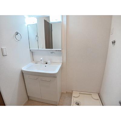ルーチェ　デル　ソーレ 202【管理NO：1-028291501-02020】 ★家具家電は申し込み後に搬入します★の物件写真6