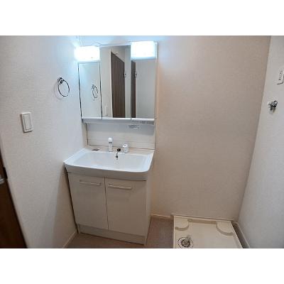 プリムローズ平松 103【管理NO：1-028269901-01030】 ★家具家電は申し込み後に搬入します★の物件写真6