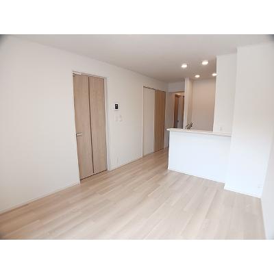 サンセールⅨ　Ａ 104【管理NO：1-028211101-01040】 ★家具家電は申し込み後に搬入します★の物件写真2
