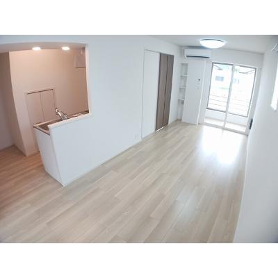 グラムス　レビン 101【管理NO：1-028079101-01010】 ★家具家電は申し込み後に搬入しますの物件写真2